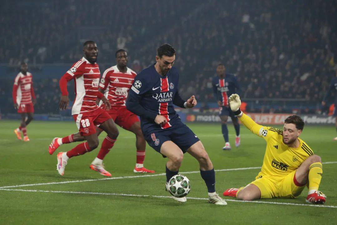 三亿体育体育教练-巴黎圣日耳曼客场力争取胜迎战梅斯