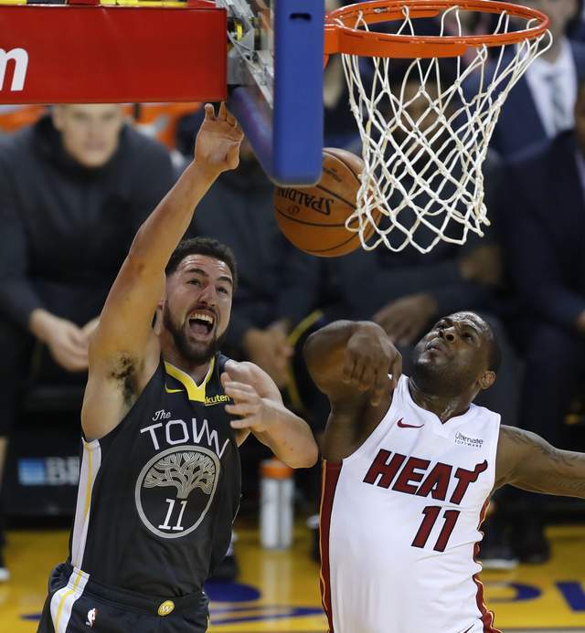 三亿体育体育app-雄鹿队客场逆转勒布朗领军的湖人