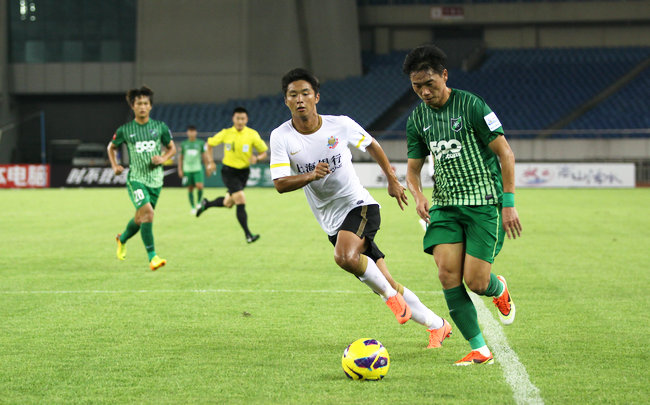 包含申鑫主场战平绿城，可惜无缘胜利的词条