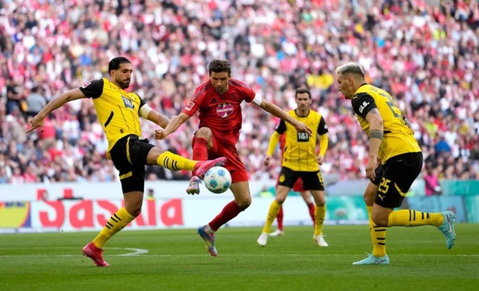 拜仁慕尼黑客场逼平对手，抢得一分的简单介绍