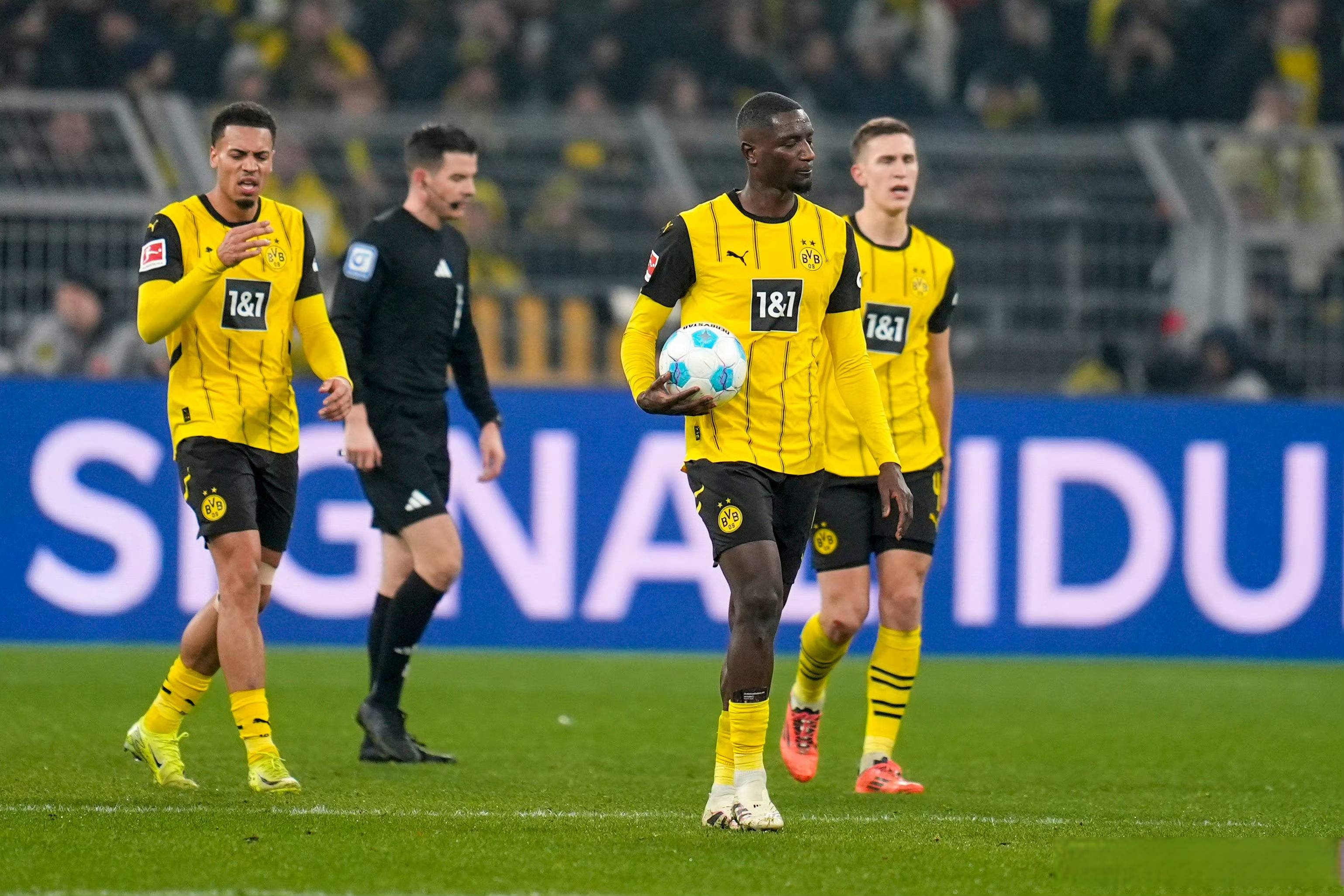 三亿体育体育app-多特蒙德中场因伤报销，球队实力或受影响的简单介绍