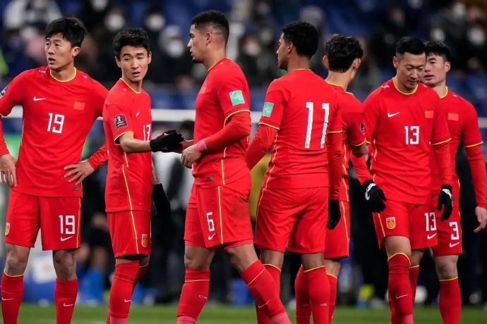 三亿体育体育入口-引人入胜：亚洲球队奋力冲刺冠军的简单介绍