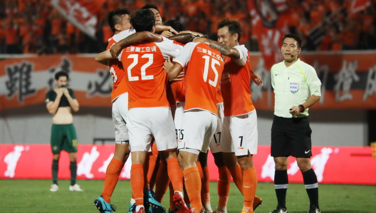 人和主场三球大胜富德，联赛表现一览无遗