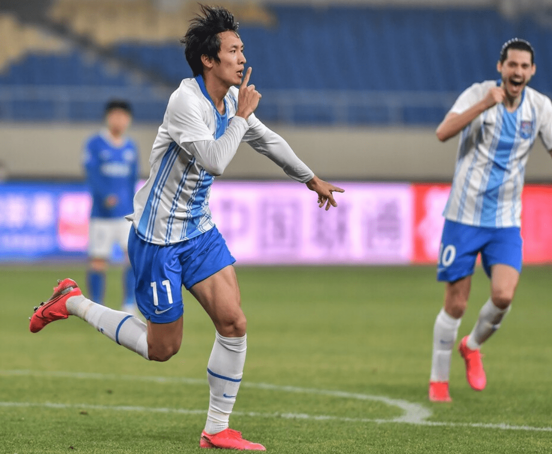 球队防守策略成功应用，绝境逆袭取得胜利