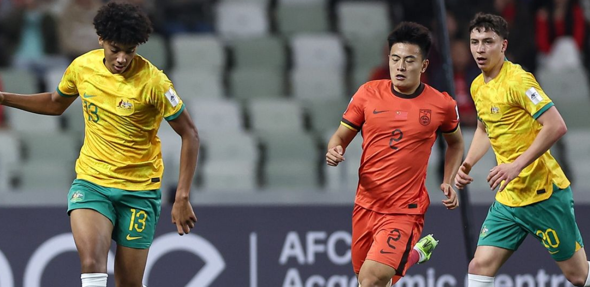 战罢之后，球场上留下铿锵入球声的简单介绍