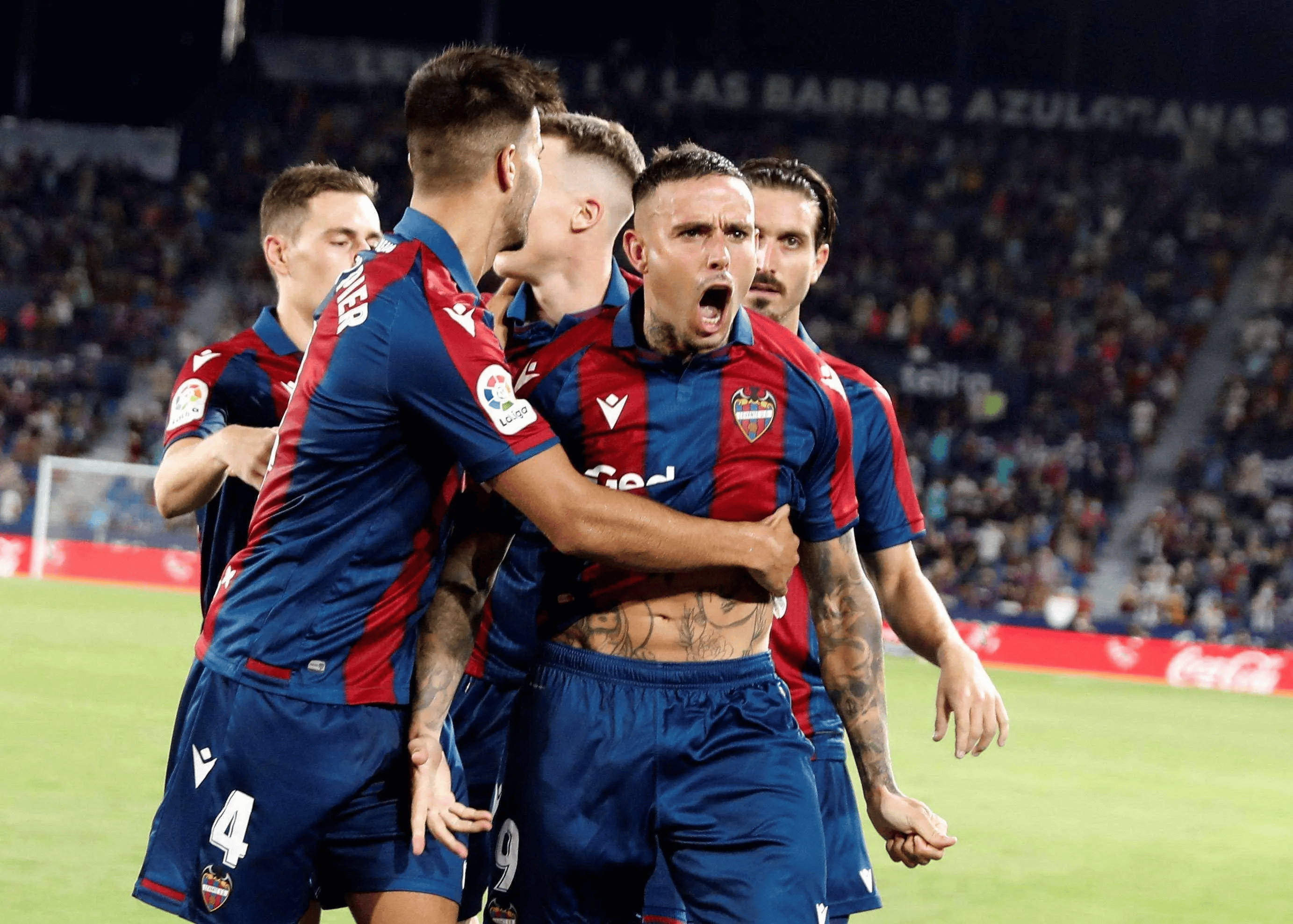 三亿体育体育亚洲官网-欧洲俱乐部足球赛：曼联对阵拜仁慕尼黑的简单介绍