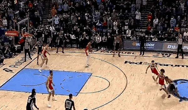 三亿体育体育教练-火箭客场不敌灰熊，遭遇两连败