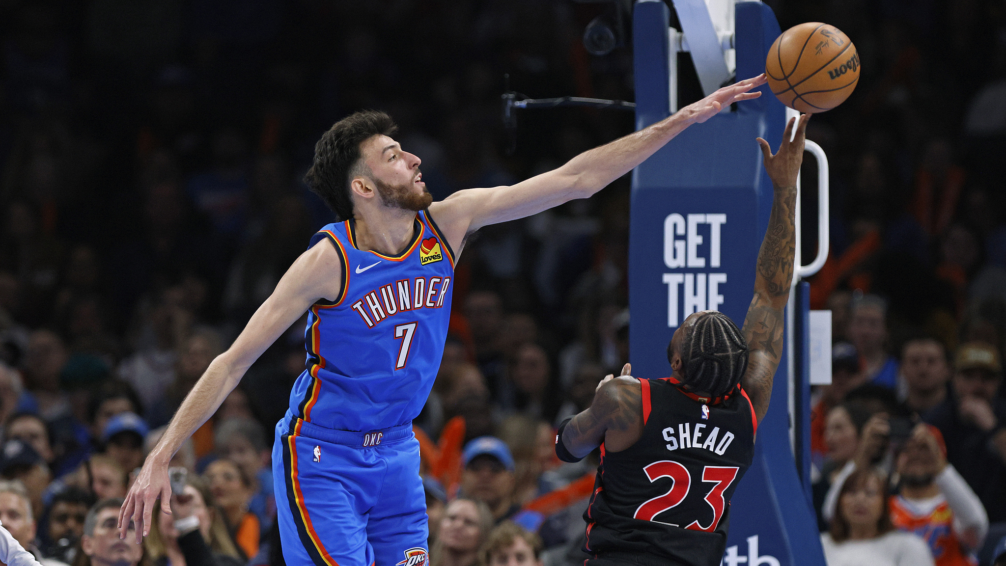 猛龙击败活塞继续领跑东部